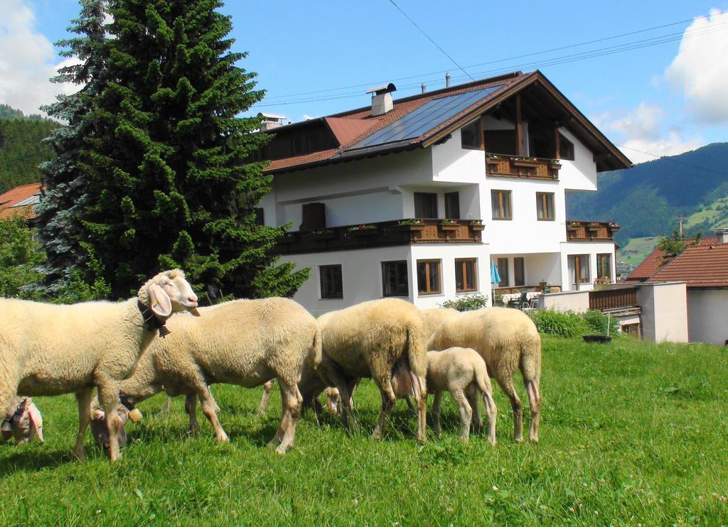 Отель Gastehaus Treichl Фюген Экстерьер фото