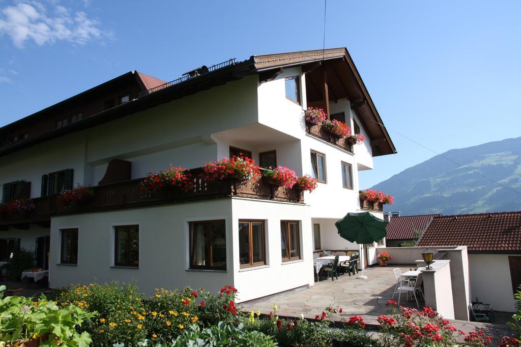 Отель Gastehaus Treichl Фюген Экстерьер фото